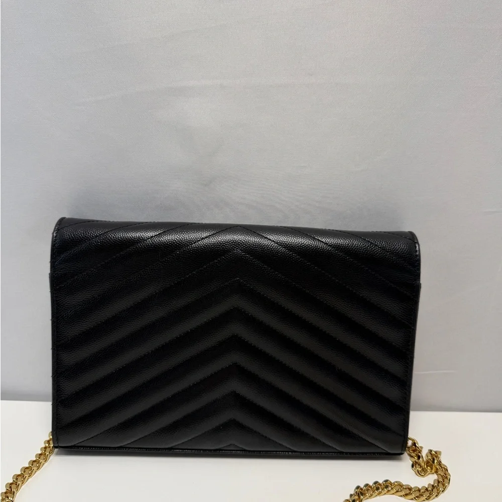 Yves Saint Laurent Cassandre wallet chain Leather  Bag - Picture 2 of 9